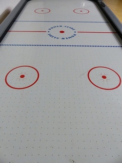 airhockey.jpg